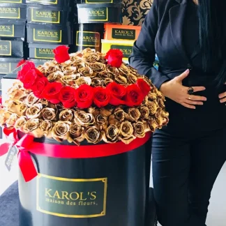 Smile box 300 roses