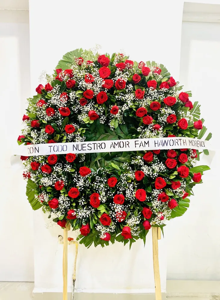 Corona funeral 100 rosas