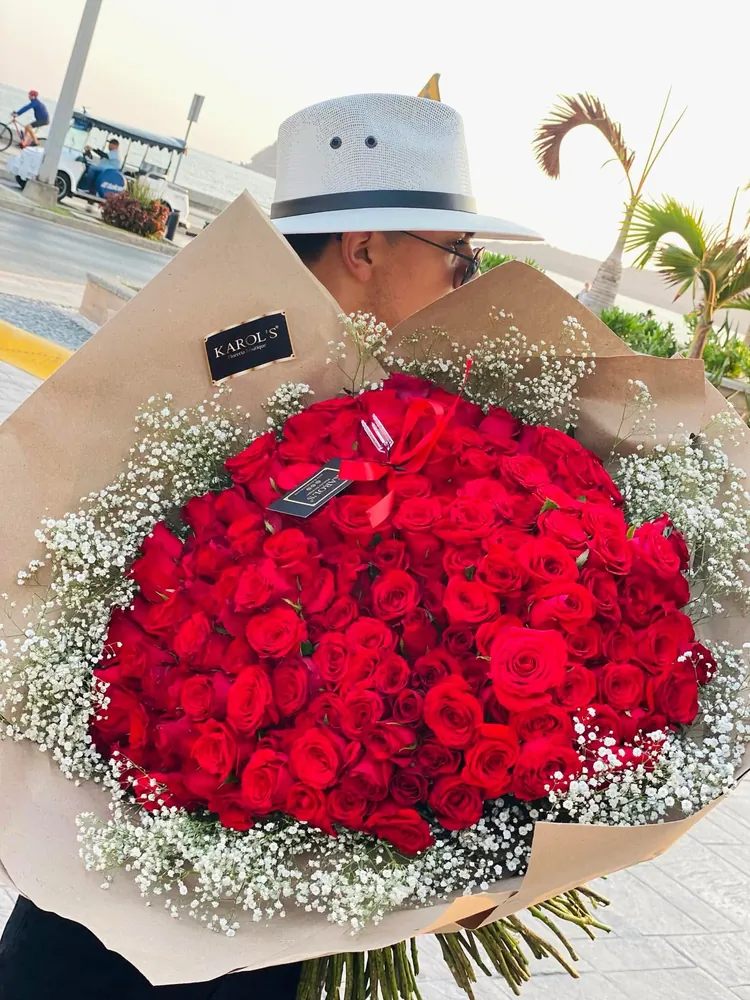 100 rosas rojas 🔥20%off🔥Oferta Especial ‼️